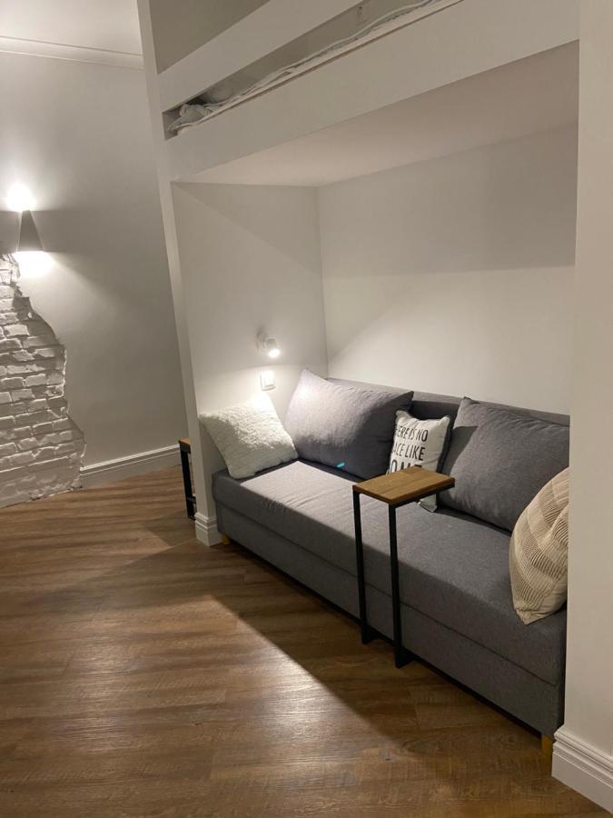 Romantic Apartment On Andriivskyi Kiev Exteriör bild